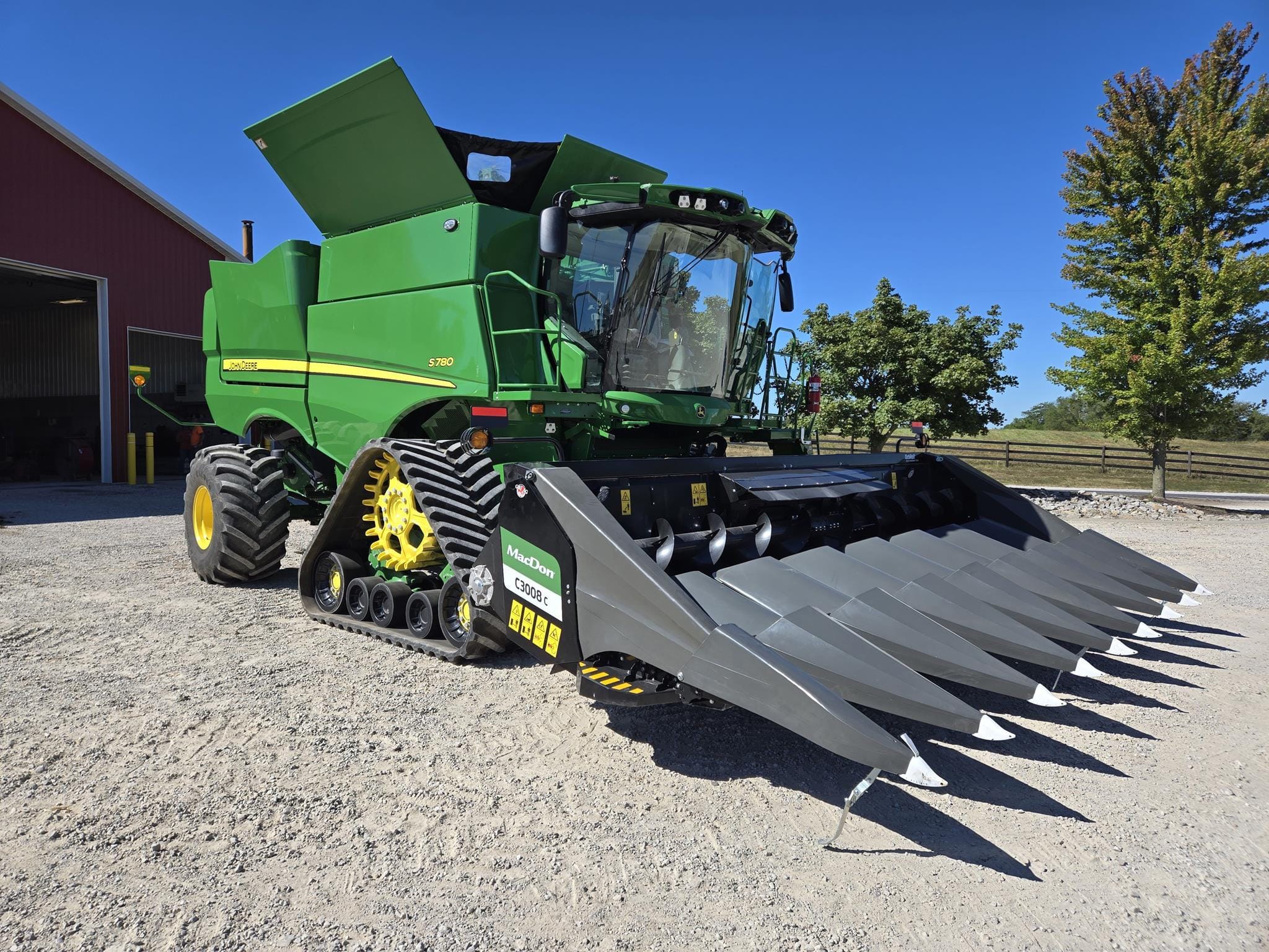 2024 MacDon C3008C Equipment Image0