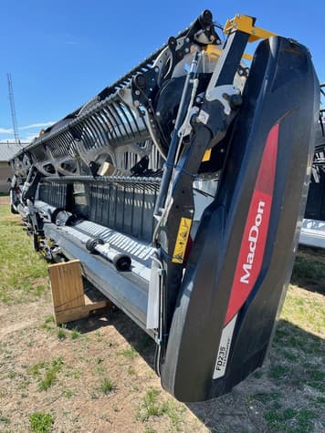 Main image MacDon FD235