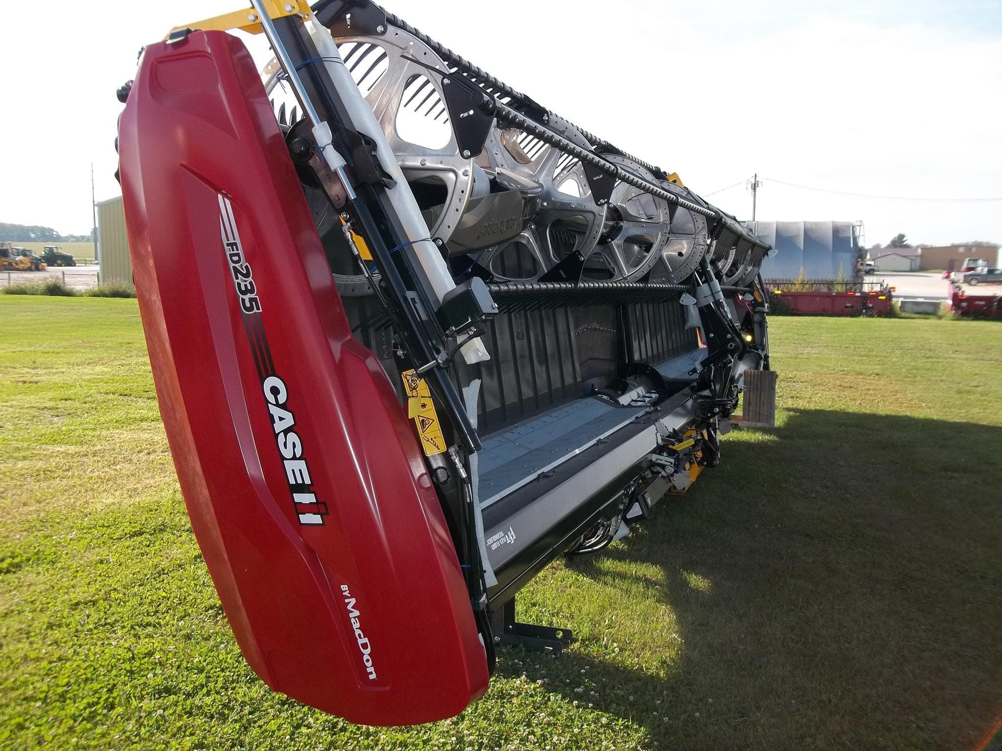 2024 MacDon FD235 Equipment Image0