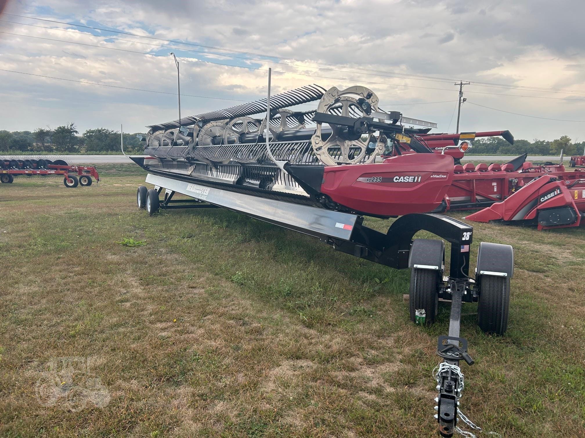 2024 MacDon FD235 Equipment Image0