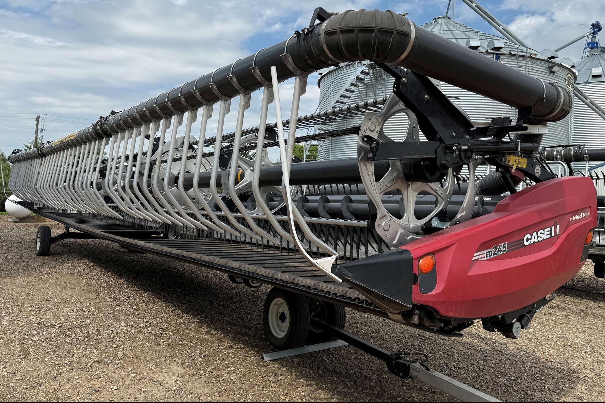 2024 MacDon FD245 Equipment Image0