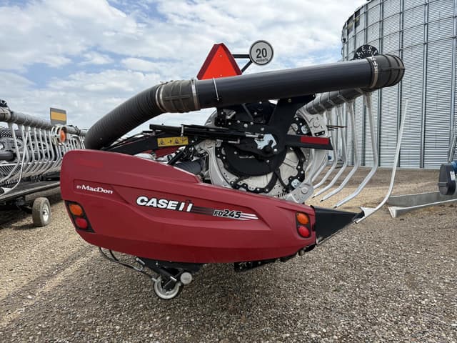 Image of MacDon FD245 equipment image 3