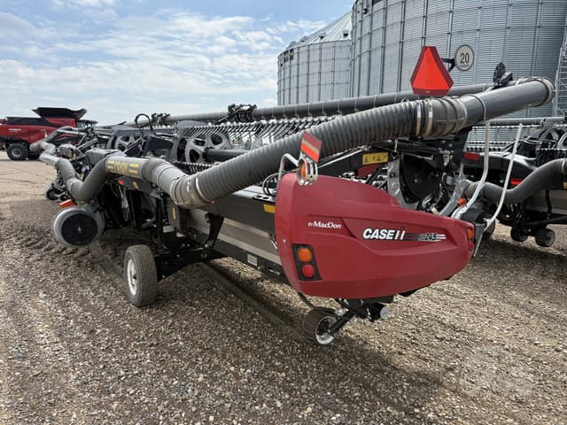 Image of MacDon FD245 equipment image 2