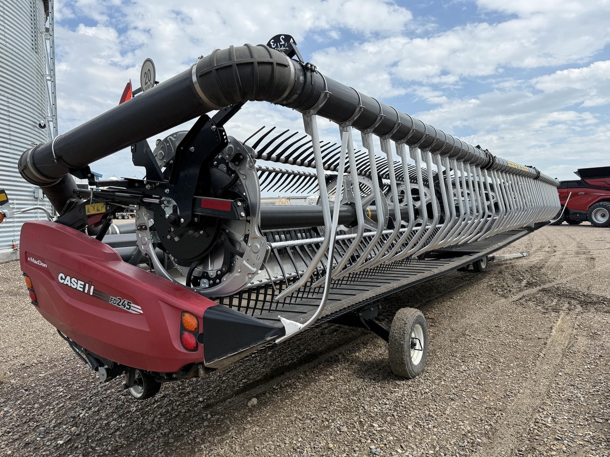 Main image MacDon FD245