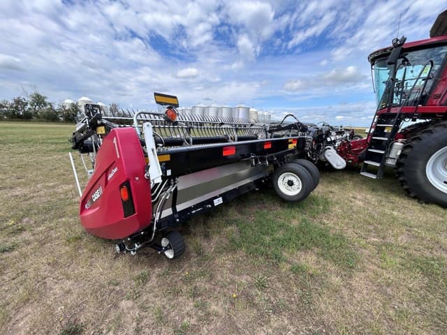 Image of MacDon FD250 equipment image 2