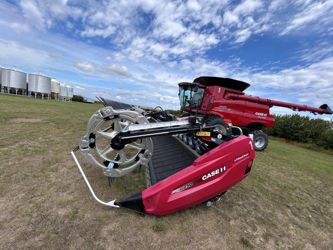 2024 MacDon FD250 Equipment Image0