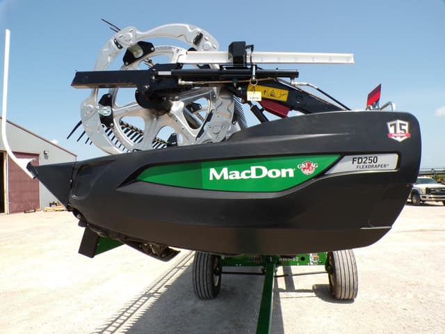Image of MacDon FD250 equipment image 2