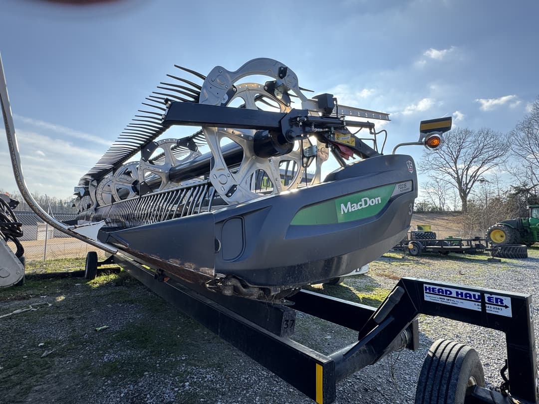 Image of MacDon FD235 Image 1