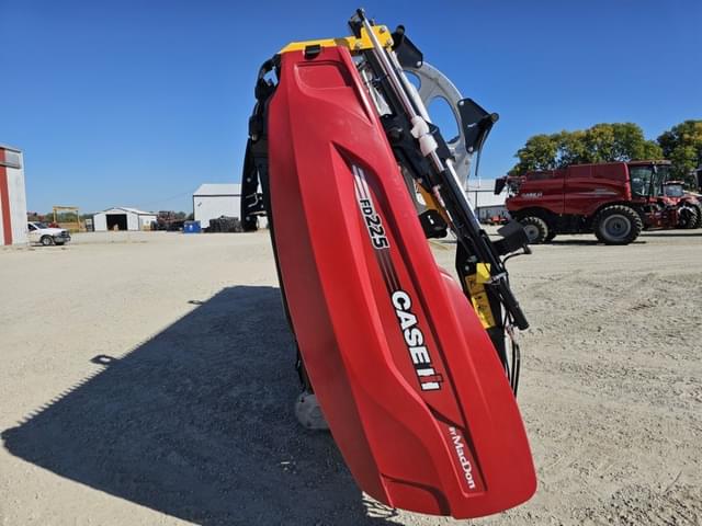 Image of MacDon FD225 equipment image 1