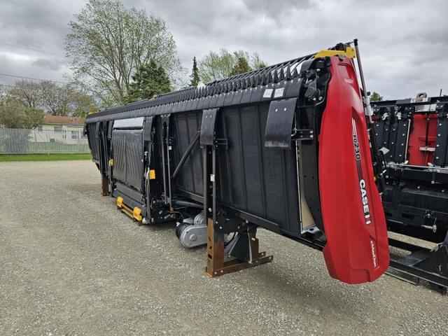 Image of MacDon FD230  equipment image 4