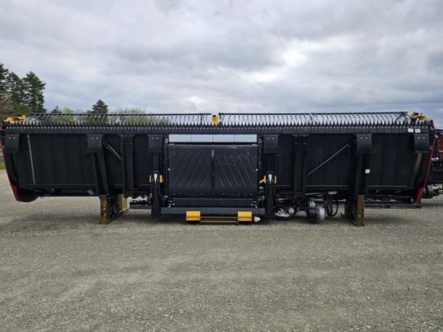 Image of MacDon FD230  equipment image 3