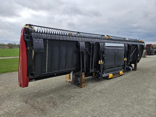 Image of MacDon FD230  equipment image 2