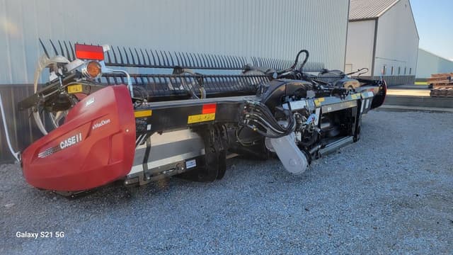 Image of MacDon FD230  equipment image 2