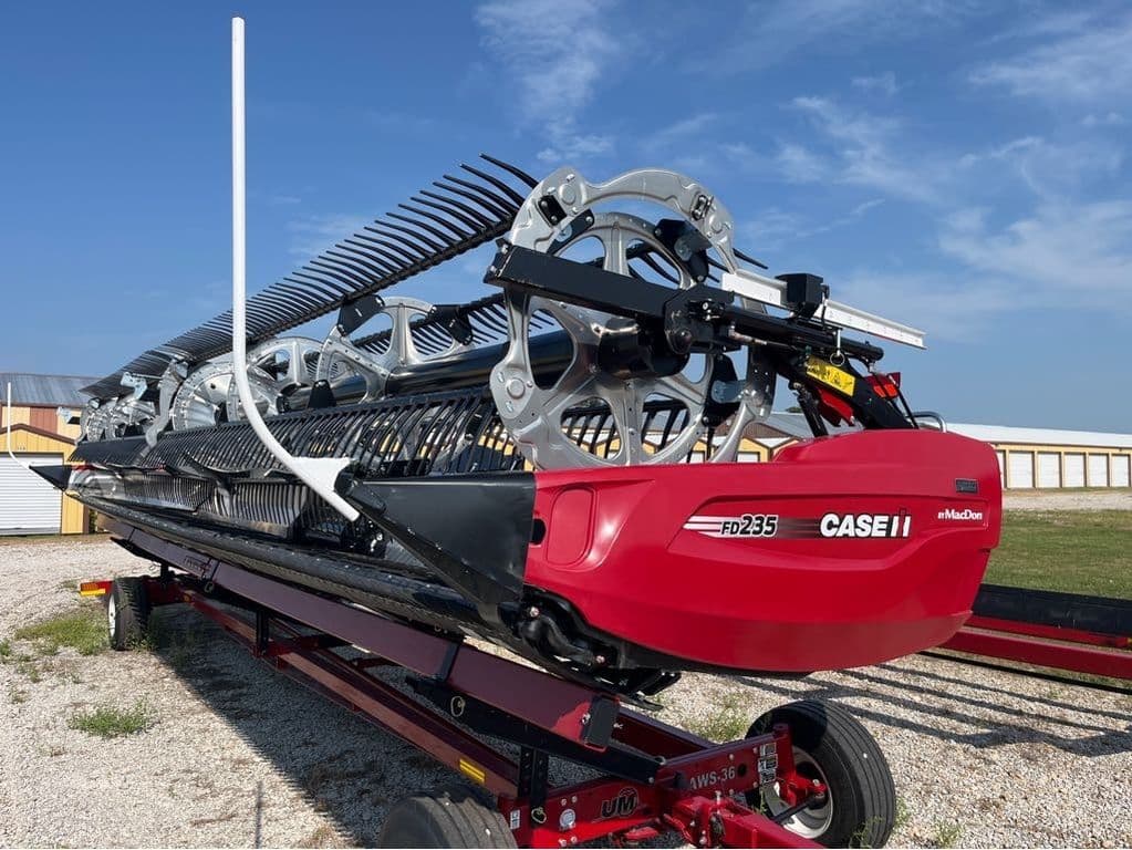 Image of MacDon FD235 Primary Image