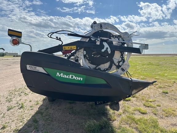 2024 MacDon FD235 Equipment Image0