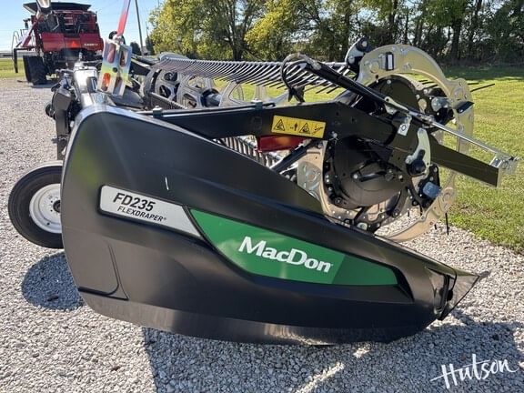 2024 MacDon FD235 Equipment Image0