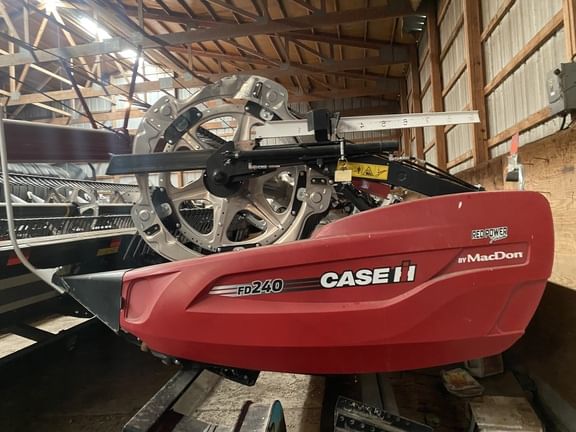 2024 MacDon FD240 Equipment Image0