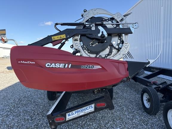Image of MacDon FD240 equipment image 1