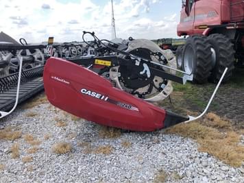 Main image MacDon FD240