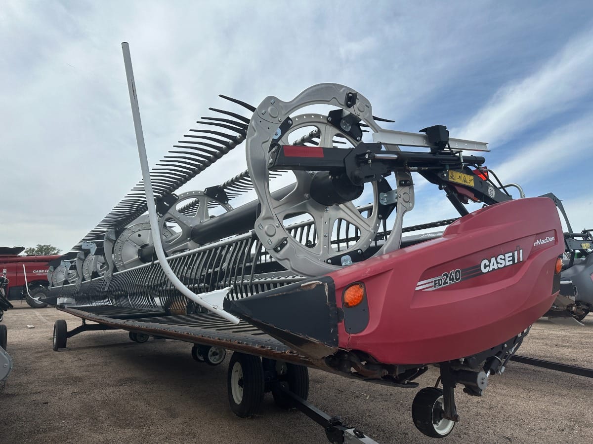 2024 MacDon FD240 Equipment Image0