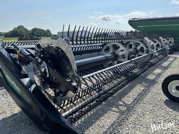 Main image MacDon FD240