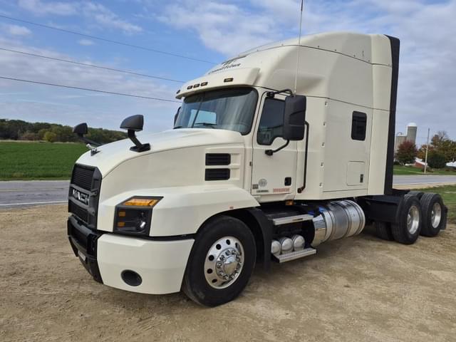 Image of Mack AN64T equipment image 2