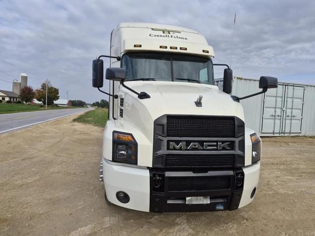 Image of Mack AN64T equipment image 4