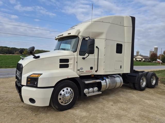 Image of Mack AN64T equipment image 1