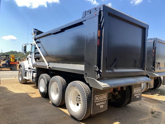 Image of Mack GR64F equipment image 1