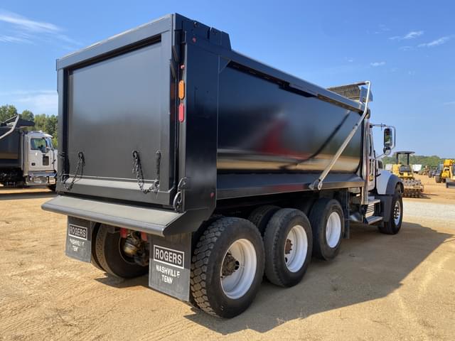 Image of Mack GR64F equipment image 2