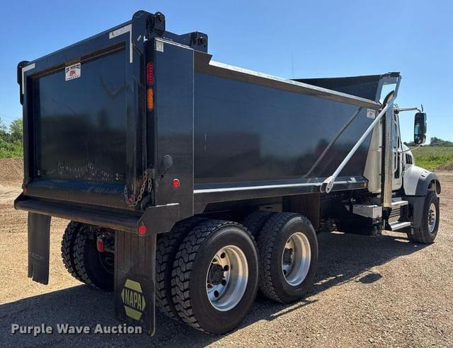 Image of Mack GR64F equipment image 4