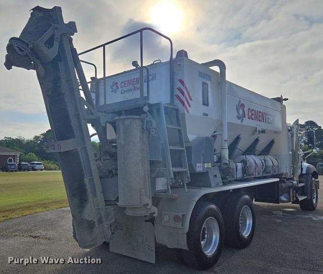 Image of Mack Granite equipment image 4