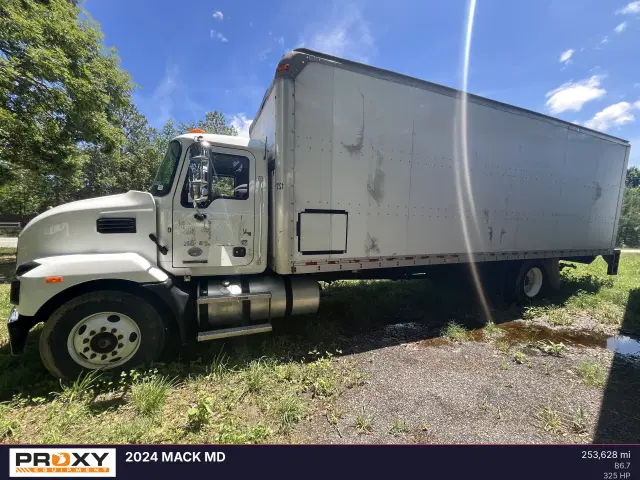 Image of Mack MD equipment image 1