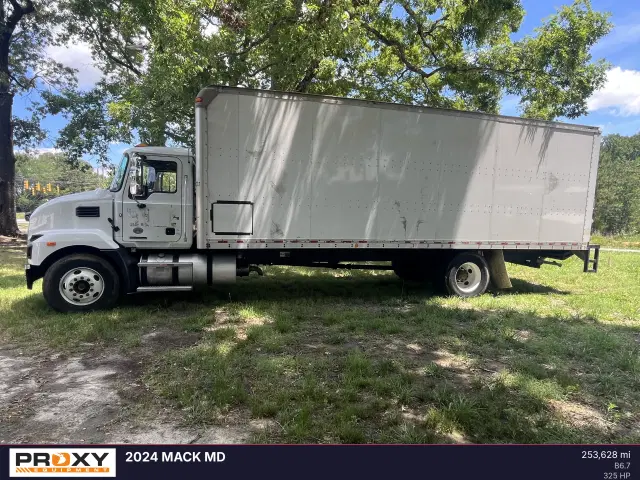 Image of Mack MD equipment image 4