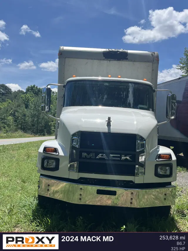 Image of Mack MD equipment image 3