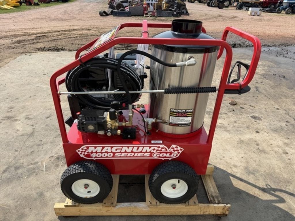 2026 Magnum 4000 Equipment Image0