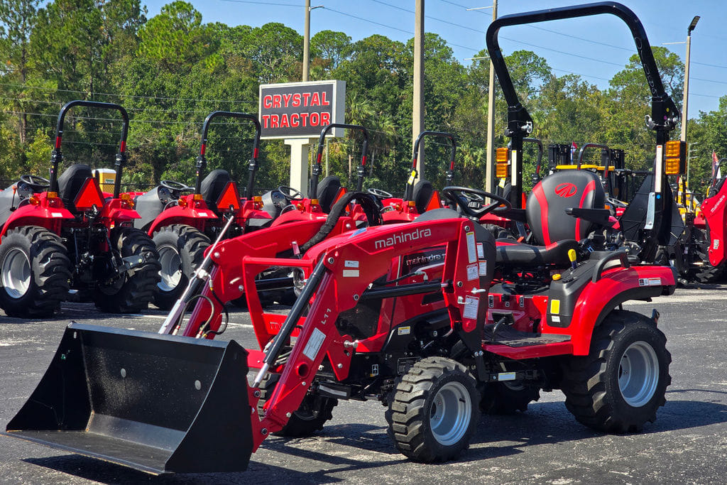 2026 Mahindra 1120 HST Equipment Image0