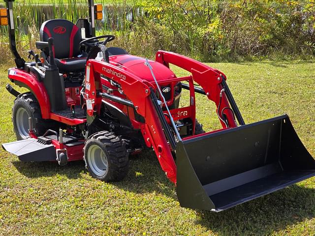 Image of Mahindra 1120 HST equipment image 1