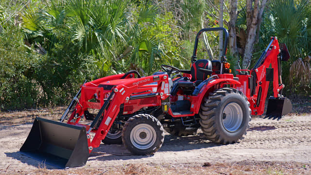 Image of Mahindra 1626 HST equipment image 1