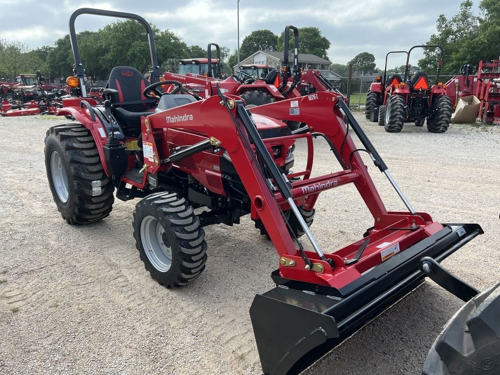 2024 Mahindra 1626 HST Equipment Image0
