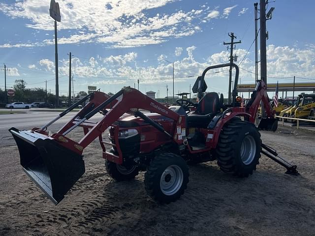 Image of Mahindra 1626 HST equipment image 1