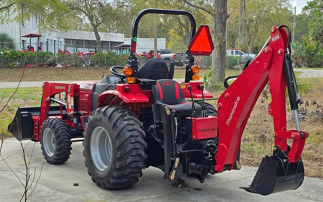 Image of Mahindra 1626 HST equipment image 3