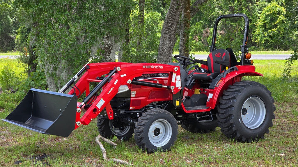 2026 Mahindra 1626 HST Equipment Image0