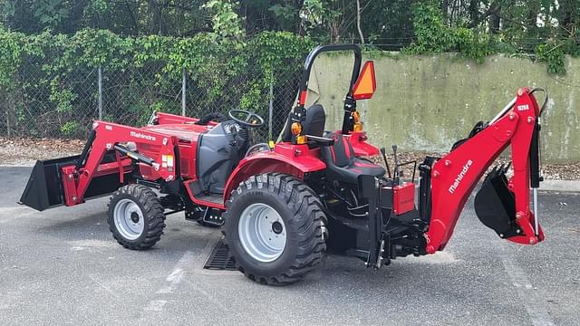 Image of Mahindra 1626 HST equipment image 2