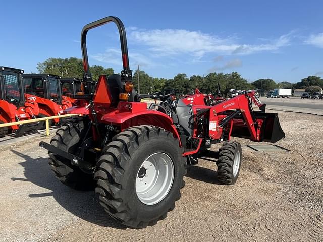 Image of Mahindra 1626 SST equipment image 2