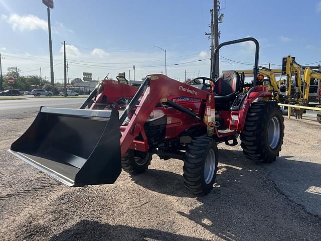 Image of Mahindra 1626 SST equipment image 1