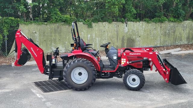 Image of Mahindra 1626 SST equipment image 3