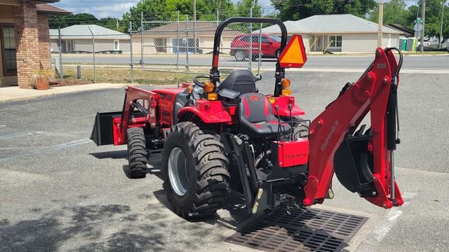 Image of Mahindra 1626 SST equipment image 4