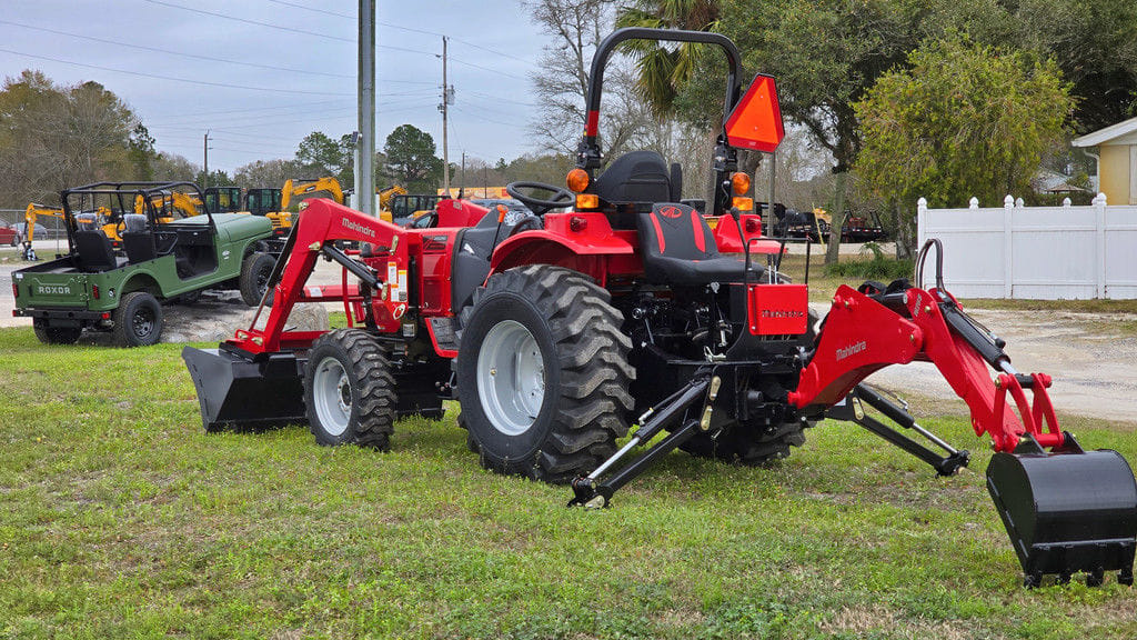 2025 Mahindra 1626 SST Equipment Image0