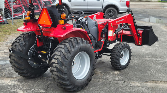 Image of Mahindra 1626 SST equipment image 3